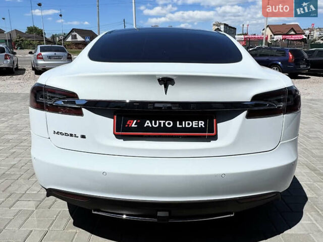 Белый Тесла Модель С, объемом двигателя 0 л и пробегом 186 тыс. км за 15700 $, фото 8 на Automoto.ua