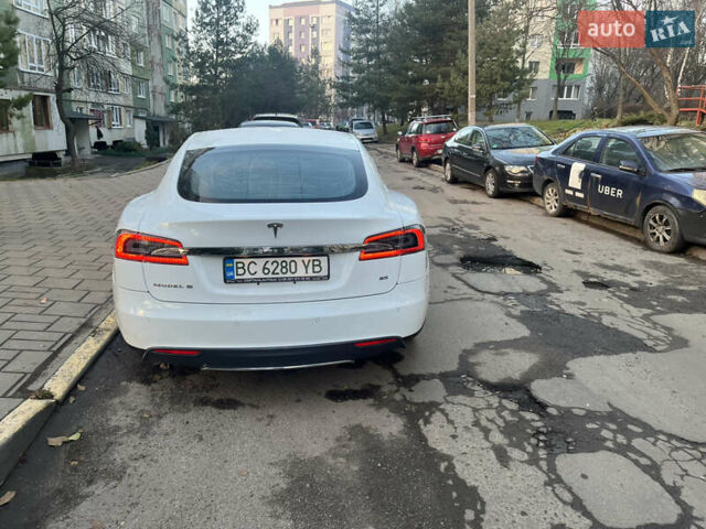 Белый Тесла Модель С, объемом двигателя 0 л и пробегом 193 тыс. км за 12200 $, фото 4 на Automoto.ua
