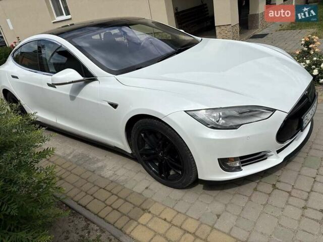 Белый Тесла Модель С, объемом двигателя 0 л и пробегом 188 тыс. км за 13800 $, фото 11 на Automoto.ua