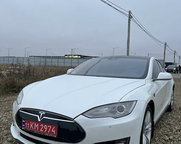 Белый Тесла Модель С, объемом двигателя 0 л и пробегом 162 тыс. км за 13990 $, фото 40 на Automoto.ua
