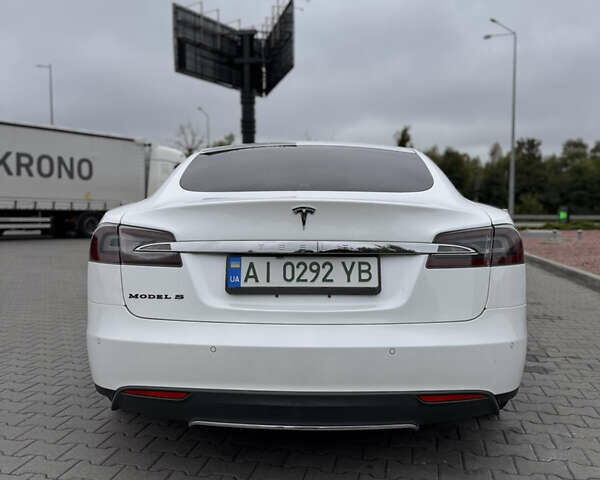 Білий Тесла Модель С, об'ємом двигуна 0 л та пробігом 115 тис. км за 14200 $, фото 3 на Automoto.ua