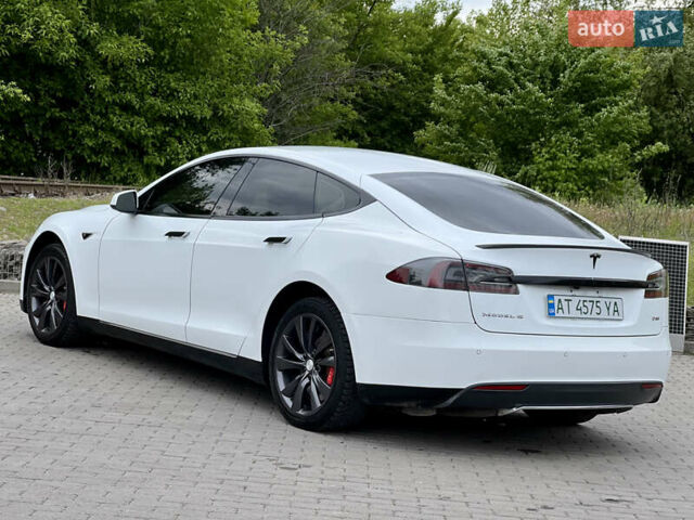 Белый Тесла Модель С, объемом двигателя 0 л и пробегом 189 тыс. км за 12999 $, фото 3 на Automoto.ua