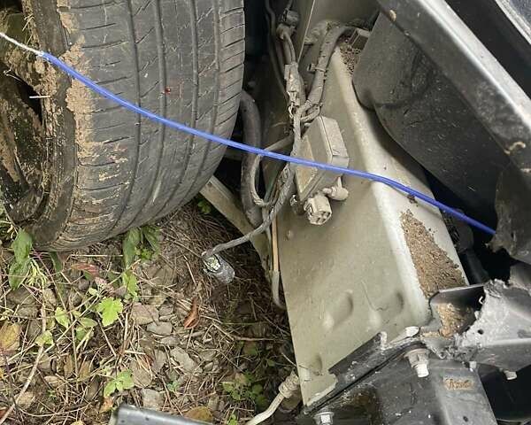 Белый Тесла Модель С, объемом двигателя 0 л и пробегом 170 тыс. км за 6200 $, фото 5 на Automoto.ua