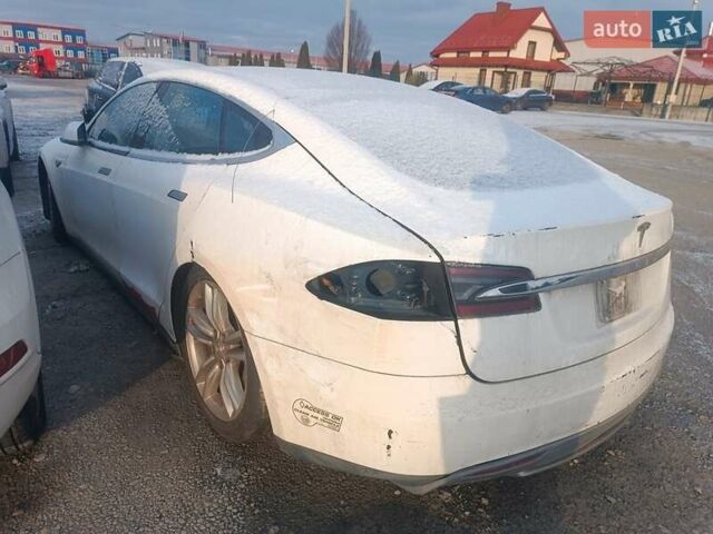 Білий Тесла Модель С, об'ємом двигуна 0 л та пробігом 155 тис. км за 4999 $, фото 4 на Automoto.ua