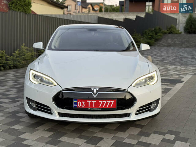 Белый Тесла Модель С, объемом двигателя 0 л и пробегом 260 тыс. км за 12350 $, фото 15 на Automoto.ua