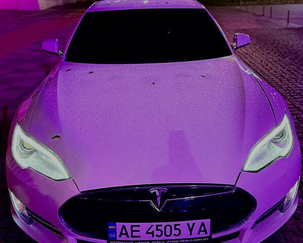 Белый Тесла Модель С, объемом двигателя 0 л и пробегом 150 тыс. км за 17000 $, фото 30 на Automoto.ua