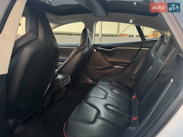 Білий Тесла Модель С, об'ємом двигуна 0 л та пробігом 170 тис. км за 13500 $, фото 11 на Automoto.ua