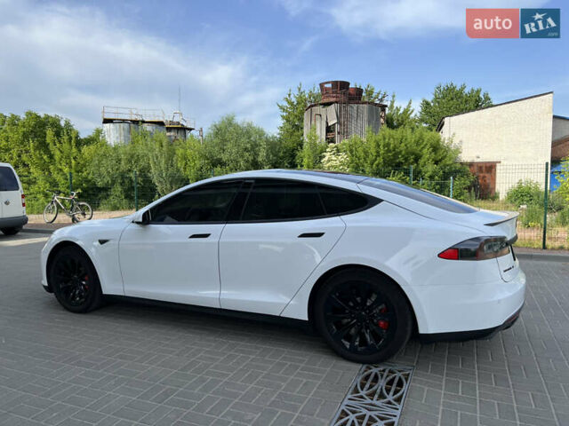 Білий Тесла Модель С, об'ємом двигуна 0 л та пробігом 275 тис. км за 15500 $, фото 31 на Automoto.ua