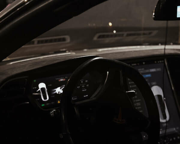 Білий Тесла Модель С, об'ємом двигуна 0 л та пробігом 152 тис. км за 23999 $, фото 12 на Automoto.ua