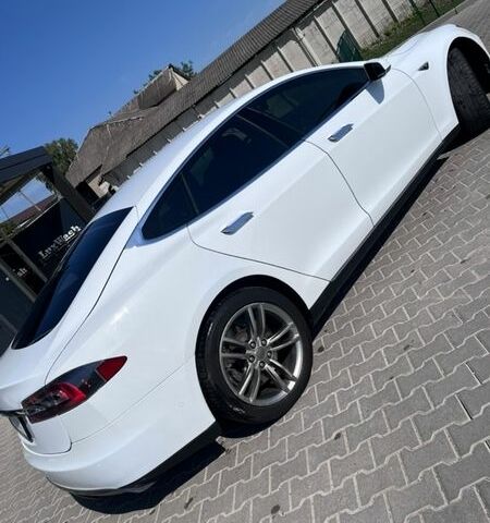 Білий Тесла Модель С, об'ємом двигуна 0 л та пробігом 156 тис. км за 12500 $, фото 3 на Automoto.ua