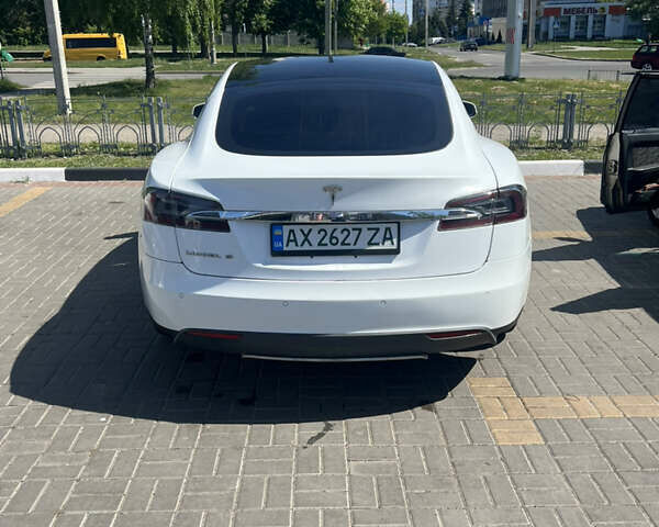 Белый Тесла Модель С, объемом двигателя 0 л и пробегом 260 тыс. км за 15000 $, фото 5 на Automoto.ua
