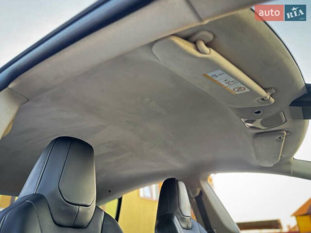 Білий Тесла Модель С, об'ємом двигуна 0 л та пробігом 189 тис. км за 12900 $, фото 37 на Automoto.ua