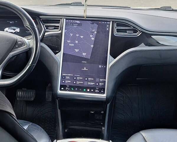 Белый Тесла Модель С, объемом двигателя 0 л и пробегом 240 тыс. км за 15500 $, фото 8 на Automoto.ua