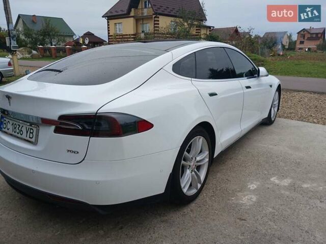 Белый Тесла Модель С, объемом двигателя 0 л и пробегом 135 тыс. км за 14500 $, фото 2 на Automoto.ua