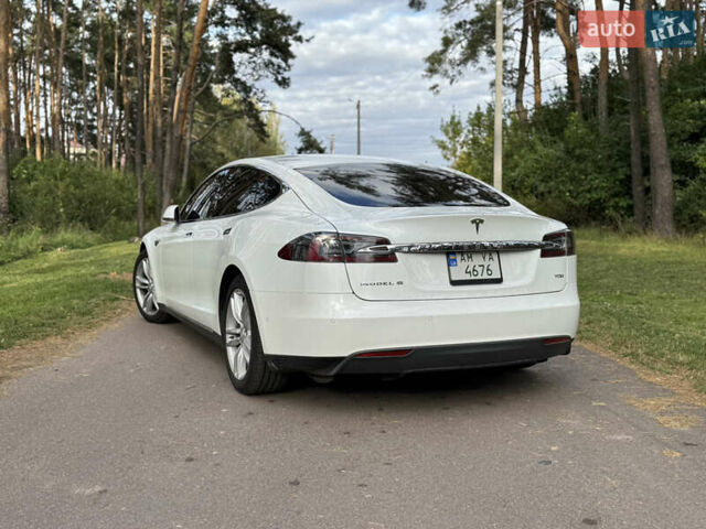 Тесла Модель С 2015 в Житомире на Automoto.ua Белый Тесла Модель С, объемом двигателя 0 л и пробегом 97 тыс. км за 14500 $, фото 12 на Automoto.ua