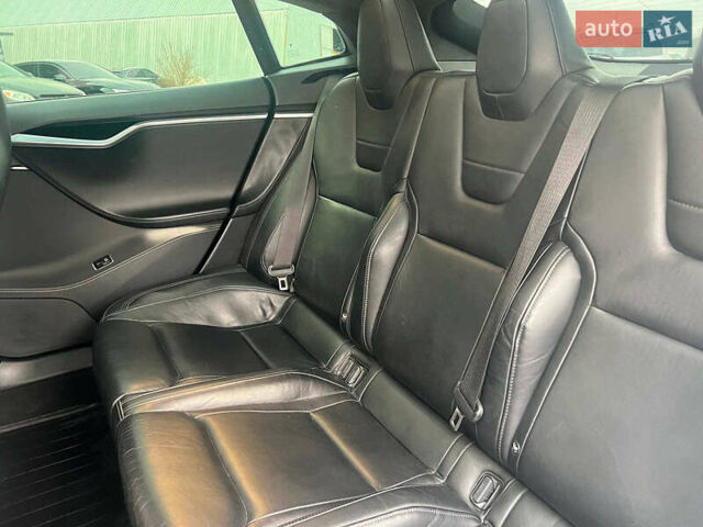 Белый Тесла Модель С, объемом двигателя 0 л и пробегом 225 тыс. км за 15940 $, фото 24 на Automoto.ua