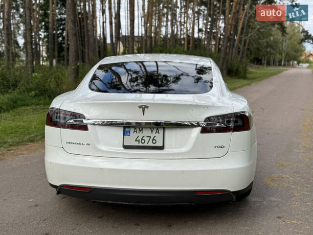 Тесла Модель С 2015 в Житомире на Automoto.ua Белый Тесла Модель С, объемом двигателя 0 л и пробегом 97 тыс. км за 14500 $, фото 11 на Automoto.ua