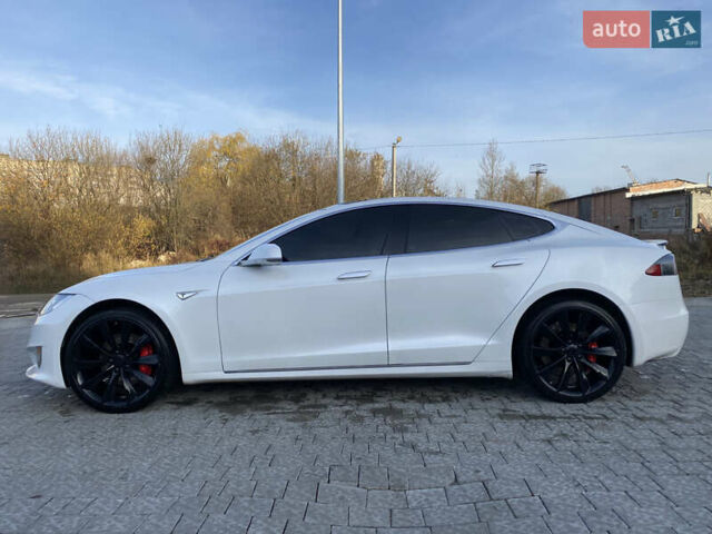 Белый Тесла Модель С, объемом двигателя 0 л и пробегом 225 тыс. км за 15500 $, фото 7 на Automoto.ua