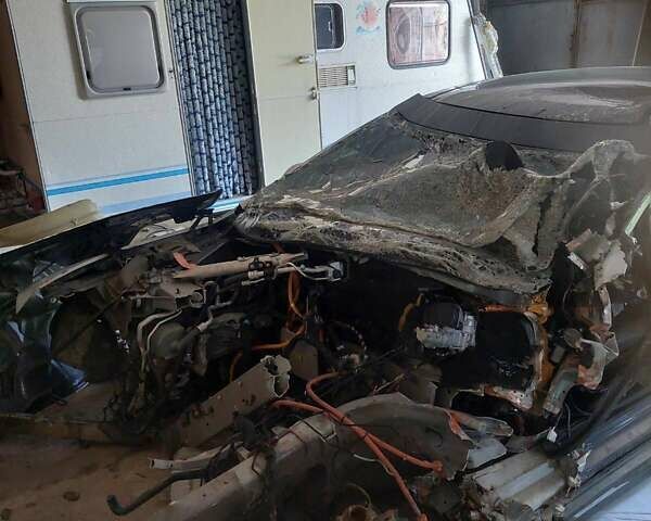 Белый Тесла Модель С, объемом двигателя 0 л и пробегом 170 тыс. км за 1900 $, фото 4 на Automoto.ua