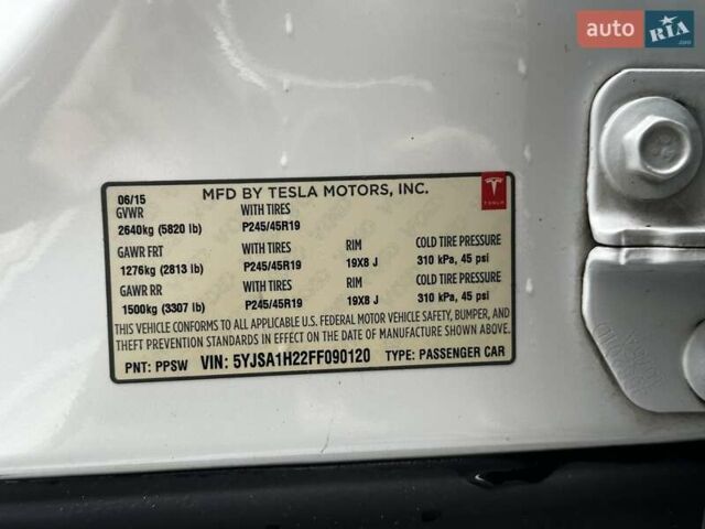 Белый Тесла Модель С, объемом двигателя 0 л и пробегом 239 тыс. км за 15999 $, фото 25 на Automoto.ua