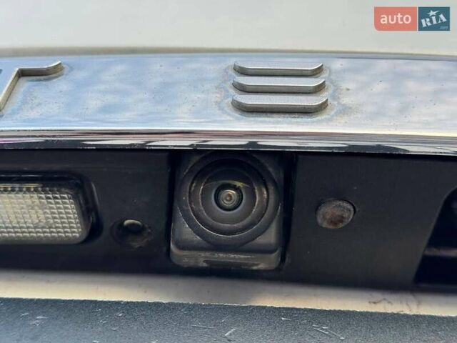 Білий Тесла Модель С, об'ємом двигуна 0 л та пробігом 470 тис. км за 13700 $, фото 23 на Automoto.ua