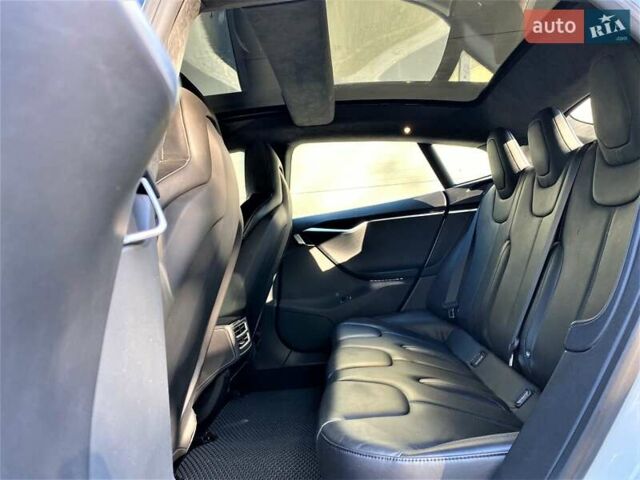 Белый Тесла Модель С, объемом двигателя 0 л и пробегом 126 тыс. км за 19700 $, фото 23 на Automoto.ua