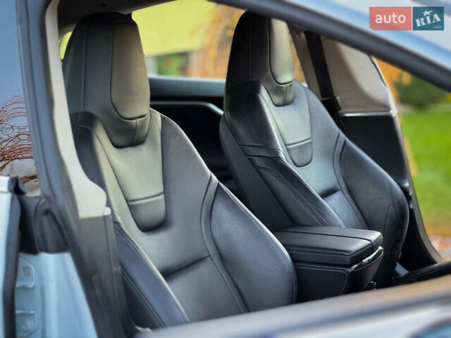 Білий Тесла Модель С, об'ємом двигуна 0 л та пробігом 189 тис. км за 12900 $, фото 29 на Automoto.ua