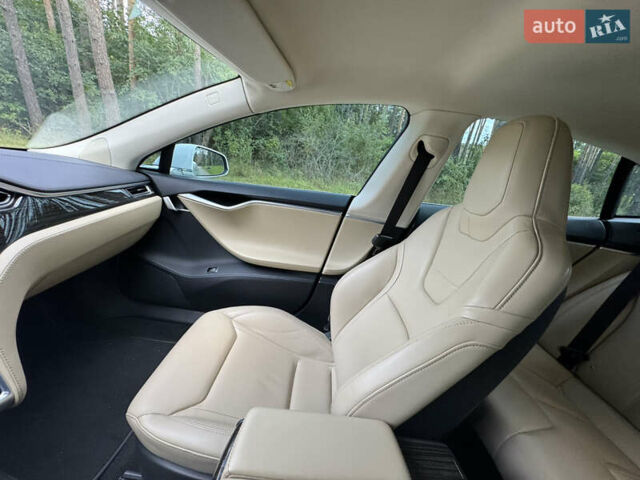Тесла Модель С 2015 в Житомире на Automoto.ua Белый Тесла Модель С, объемом двигателя 0 л и пробегом 97 тыс. км за 14500 $, фото 17 на Automoto.ua