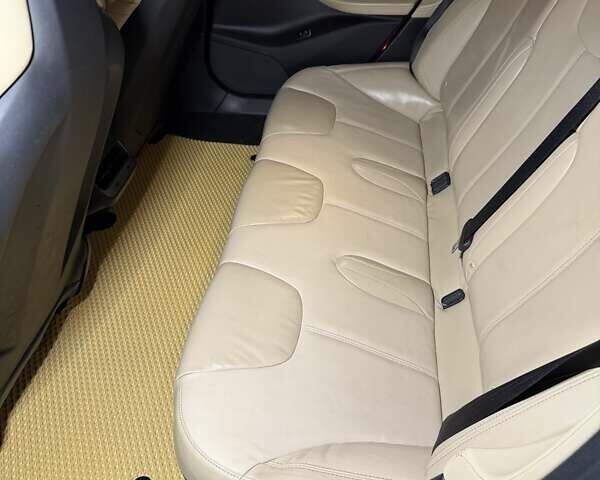 Белый Тесла Модель С, объемом двигателя 0 л и пробегом 220 тыс. км за 17300 $, фото 10 на Automoto.ua