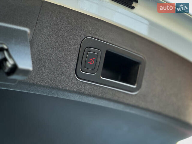 Білий Тесла Модель С, об'ємом двигуна 0 л та пробігом 189 тис. км за 12900 $, фото 55 на Automoto.ua