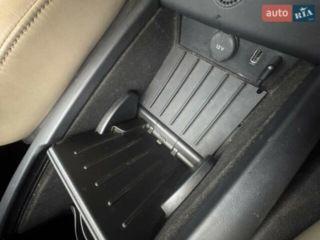 Білий Тесла Модель С, об'ємом двигуна 0 л та пробігом 172 тис. км за 14900 $, фото 16 на Automoto.ua