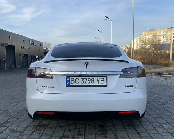 Белый Тесла Модель С, объемом двигателя 0 л и пробегом 225 тыс. км за 15500 $, фото 4 на Automoto.ua