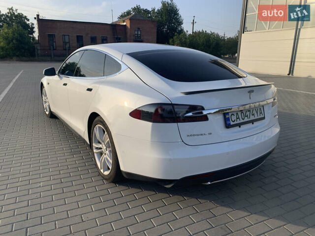 Белый Тесла Модель С, объемом двигателя 0 л и пробегом 106 тыс. км за 17300 $, фото 9 на Automoto.ua