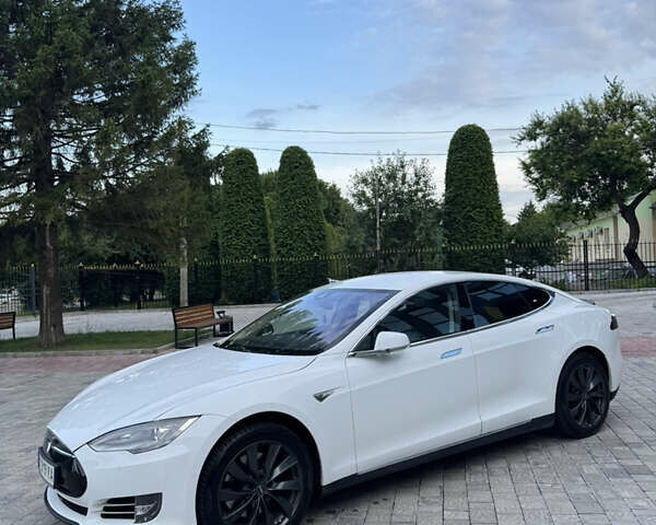 Белый Тесла Модель С, объемом двигателя 0 л и пробегом 108 тыс. км за 16500 $, фото 26 на Automoto.ua