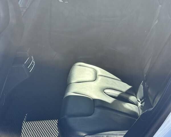 Белый Тесла Модель С, объемом двигателя 0 л и пробегом 132 тыс. км за 13500 $, фото 6 на Automoto.ua