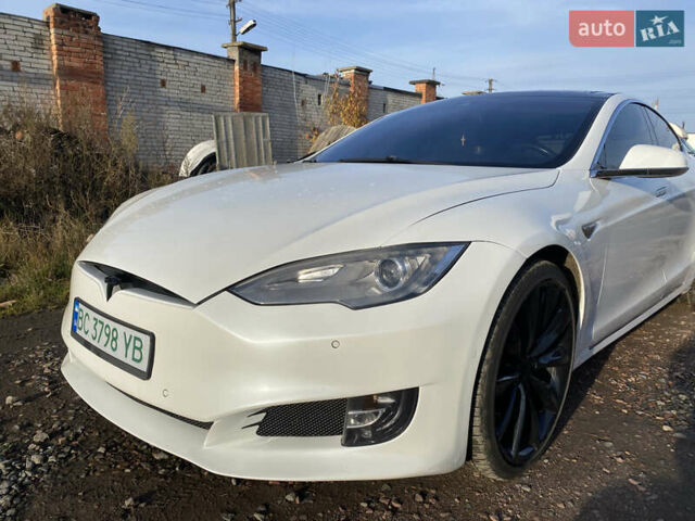 Белый Тесла Модель С, объемом двигателя 0 л и пробегом 225 тыс. км за 15500 $, фото 6 на Automoto.ua