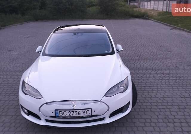 Белый Тесла Модель С, объемом двигателя 0 л и пробегом 238 тыс. км за 12200 $, фото 6 на Automoto.ua