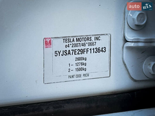 Білий Тесла Модель С, об'ємом двигуна 0 л та пробігом 189 тис. км за 12900 $, фото 57 на Automoto.ua