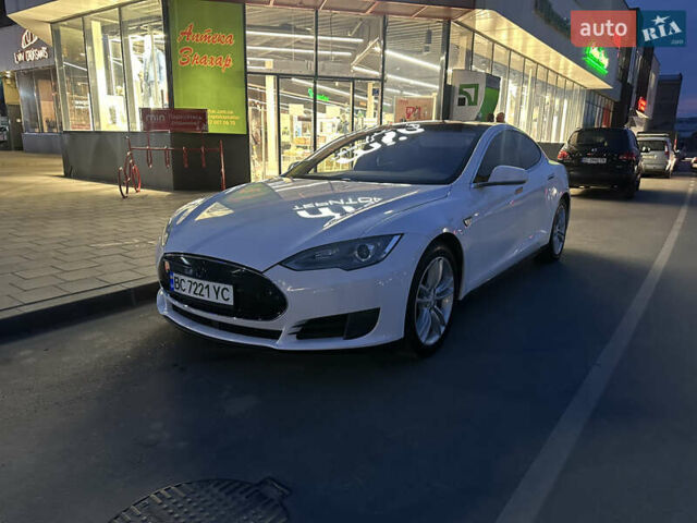 Білий Тесла Модель С, об'ємом двигуна 0 л та пробігом 250 тис. км за 13500 $, фото 5 на Automoto.ua