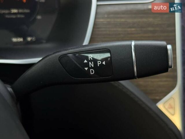 Білий Тесла Модель С, об'ємом двигуна 0 л та пробігом 470 тис. км за 13700 $, фото 36 на Automoto.ua