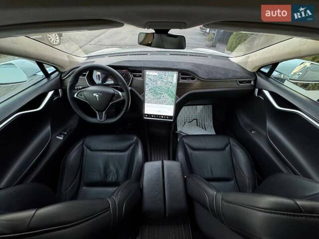 Білий Тесла Модель С, об'ємом двигуна 0 л та пробігом 470 тис. км за 13700 $, фото 48 на Automoto.ua