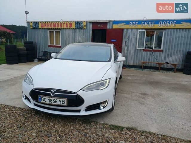 Белый Тесла Модель С, объемом двигателя 0 л и пробегом 135 тыс. км за 14500 $, фото 8 на Automoto.ua