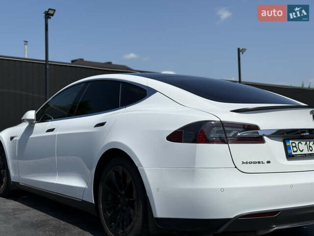 Белый Тесла Модель С, объемом двигателя 0 л и пробегом 156 тыс. км за 20000 $, фото 13 на Automoto.ua