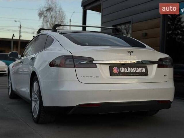 Білий Тесла Модель С, об'ємом двигуна 0 л та пробігом 470 тис. км за 13700 $, фото 16 на Automoto.ua