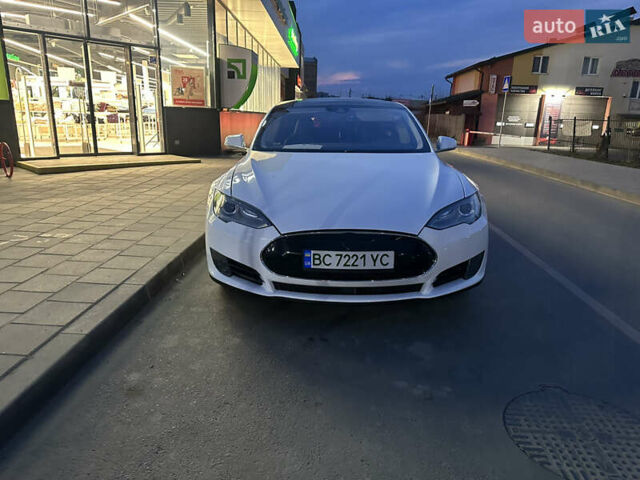 Білий Тесла Модель С, об'ємом двигуна 0 л та пробігом 250 тис. км за 13500 $, фото 6 на Automoto.ua