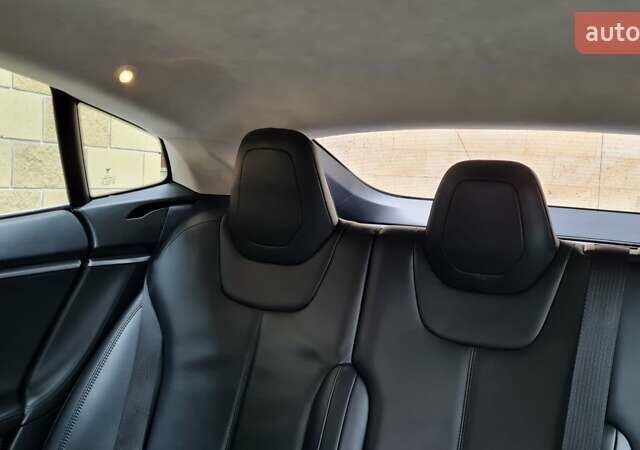 Белый Тесла Модель С, объемом двигателя 0 л и пробегом 120 тыс. км за 16100 $, фото 15 на Automoto.ua