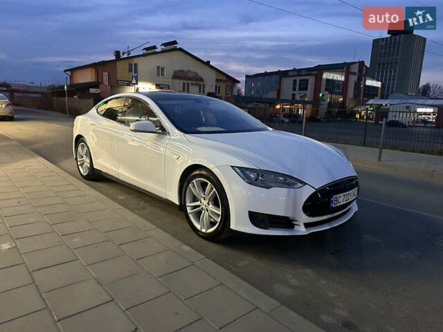 Білий Тесла Модель С, об'ємом двигуна 0 л та пробігом 250 тис. км за 13500 $, фото 3 на Automoto.ua