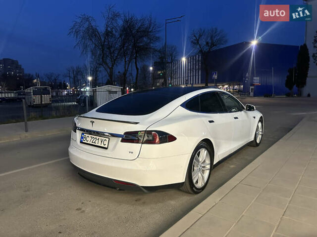 Білий Тесла Модель С, об'ємом двигуна 0 л та пробігом 250 тис. км за 13500 $, фото 7 на Automoto.ua