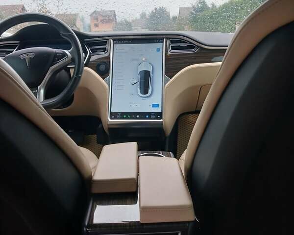 Белый Тесла Модель С, объемом двигателя 0 л и пробегом 135 тыс. км за 14500 $, фото 18 на Automoto.ua