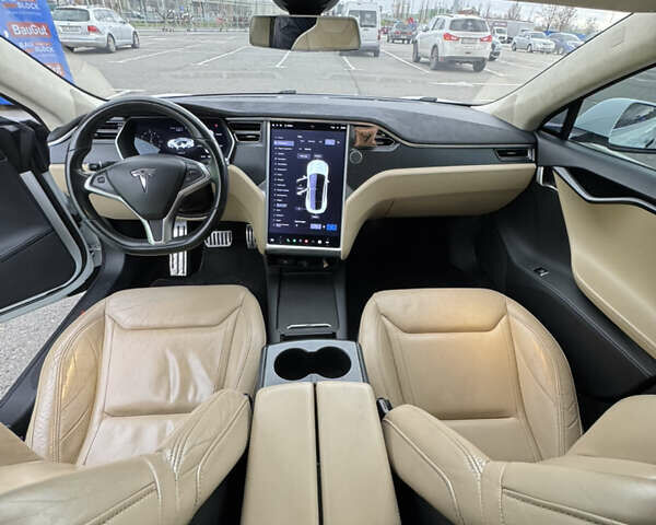 Білий Тесла Модель С, об'ємом двигуна 0 л та пробігом 172 тис. км за 14900 $, фото 12 на Automoto.ua
